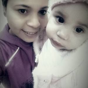 Meet your Posher, Dania